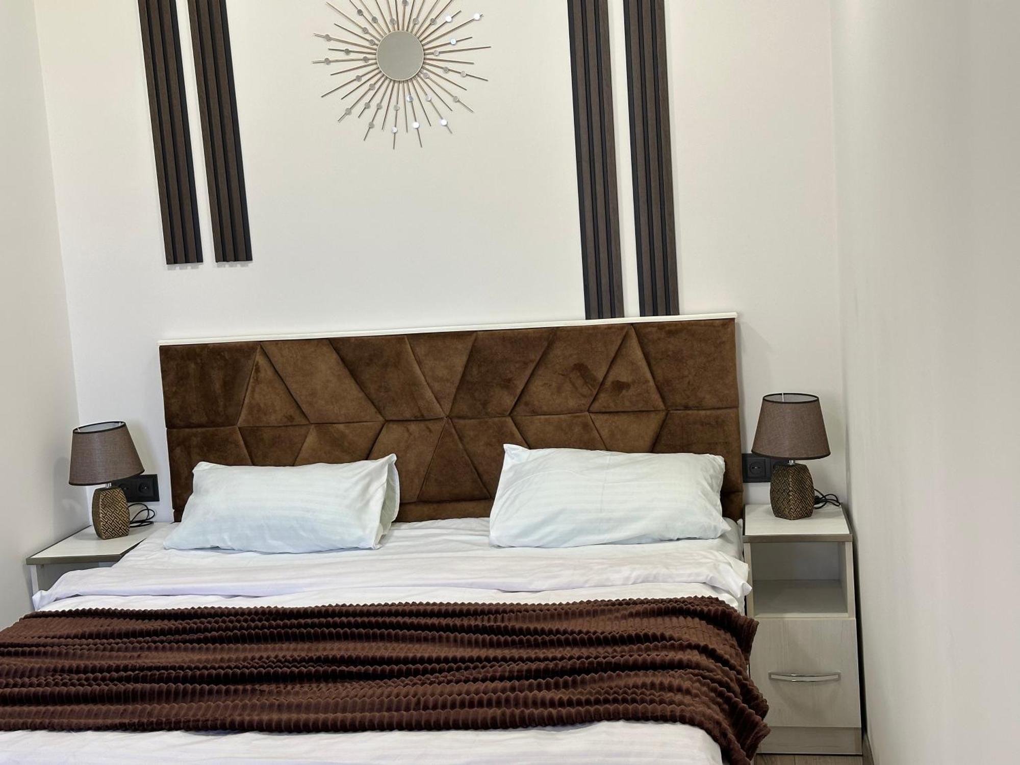 New Apartment In Downtown Jerevan Buitenkant foto