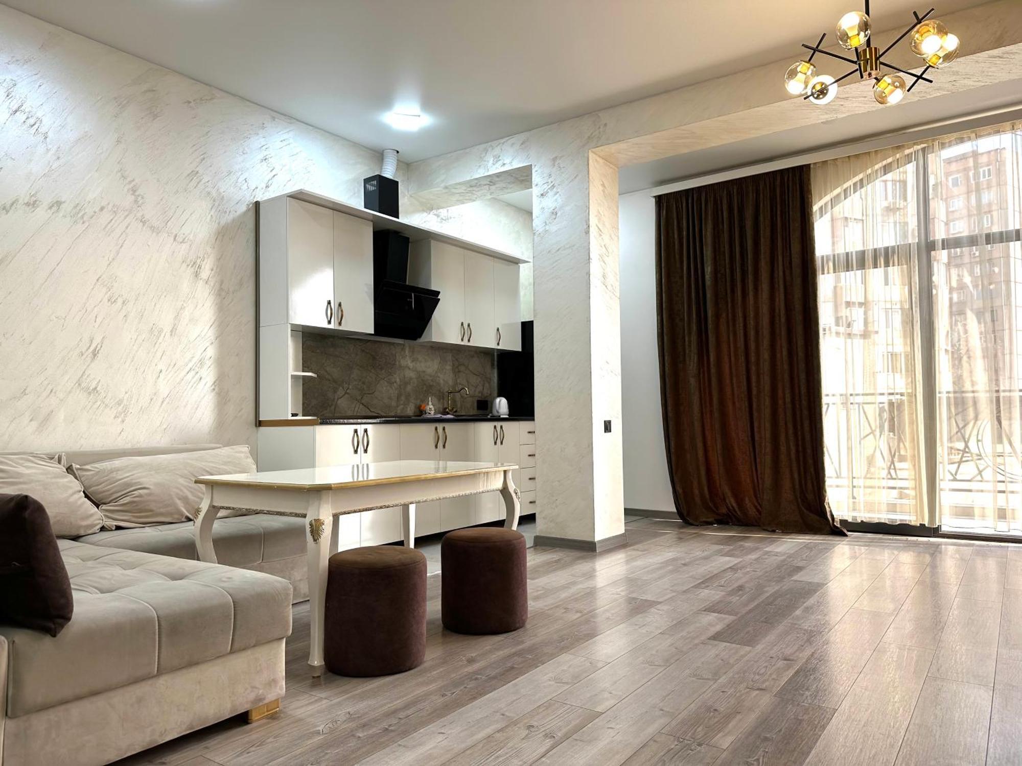 New Apartment In Downtown Jerevan Buitenkant foto