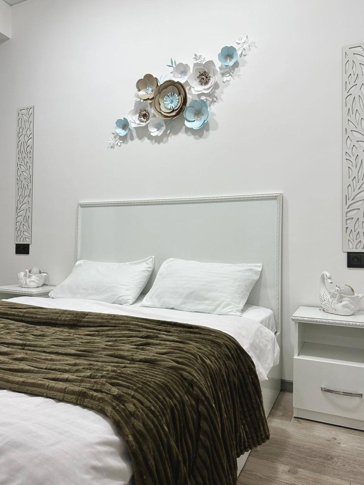 New Apartment In Downtown Jerevan Buitenkant foto